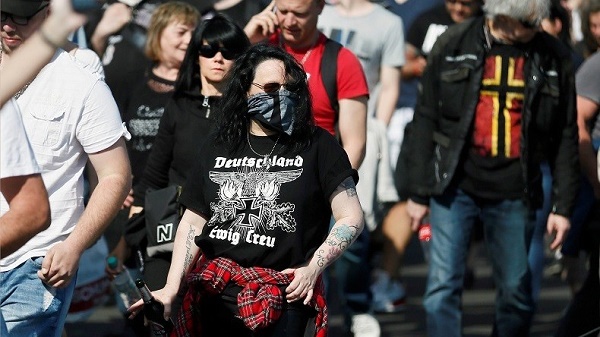 «Merkel Démission» : manifestation de grande ampleur contre la politique migratoire en Allemagne
