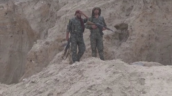 Les archéologues syriens dépités face aux ravages de Daesh sur le site millénaire de Tal Ajaja