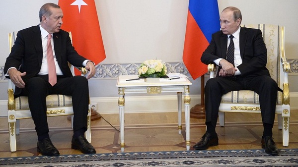 Poutine : la Russie annulera les sanctions contre la Turquie par étapes