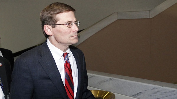 «Il faut tuer les Russes, les Iraniens et menacer Bachar el-Assad», dit l`ex-chef de la CIA