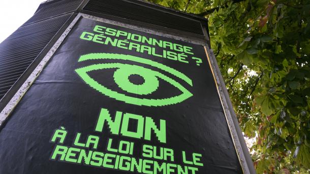 Ecoutes téléphoniques, surveillance sur internet: la Suisse veut moderniser ses espions