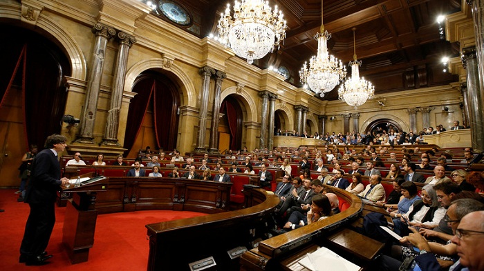 Espagne : la majorité du parlement catalan en faveur d`un référendum sur l`indépendance