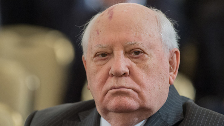 Gorbachov: “El mundo ha llegado hasta un punto peligroso“