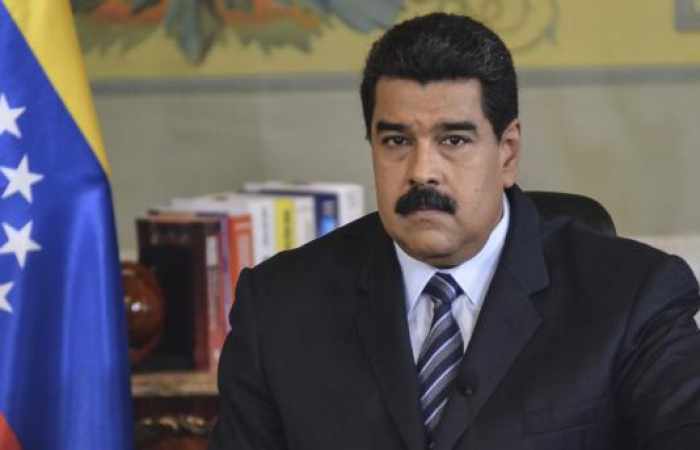 Maduro invita a la oposición a un diálogo político