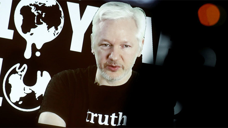 WikiLeaks: “Fue Ecuador el que le cortó Internet a Julian Assange“