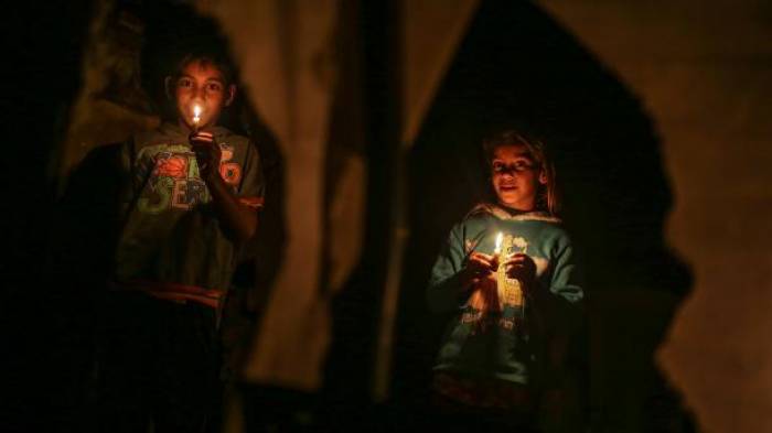 Israël commence à réduire les livraisons d'électricité à Gaza