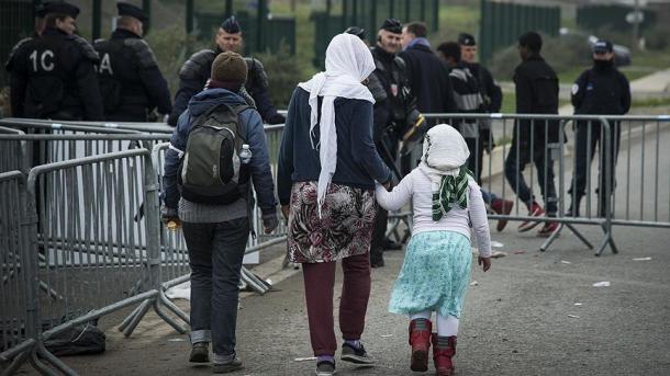 France : le drame des enfants migrants évacués de la Jungle de Calais