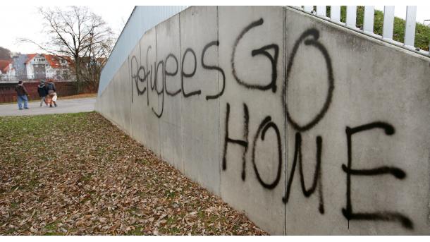 Allemagne : un mur de plus de 3m pour protéger le peuple local contre les migrants !