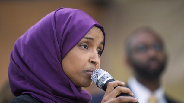  Une première dans l’histoire américaine, une députée voilée à l’assemblée