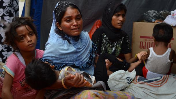 Le Bangladesh refoule 125 musulmans Rohingyas tentant de fuir les violences au Myanmar