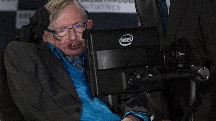 Stephen Hawking: «Nous sommes au moment le plus dangereux de l`histoire de l`humanité»