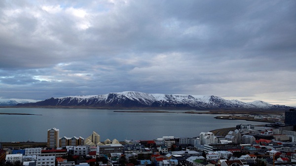 Islande : les Pirates chargés de former un gouvernement