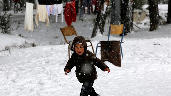 Unicef: 23 000 enfants de migrants pourraient mourir à cause du froid en Europe