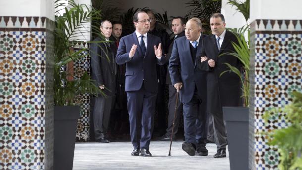 France: La Grande Mosquée de Paris se désolidarise de l`initiative gouvernementale sur l`islam