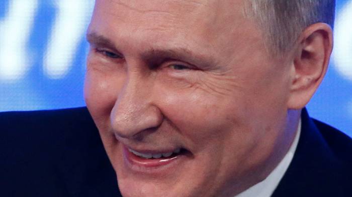 Poutine fustige la "russophobie" occidentale