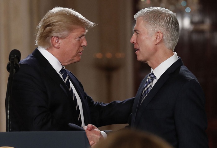 Trump set to name conservative judge as US Supreme Court pick
