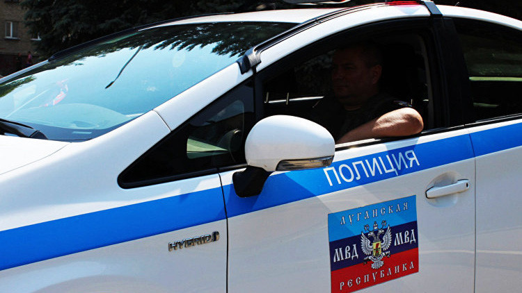 Atentado con bomba contra un jefe miliciano en Lugansk deja dos muertos
