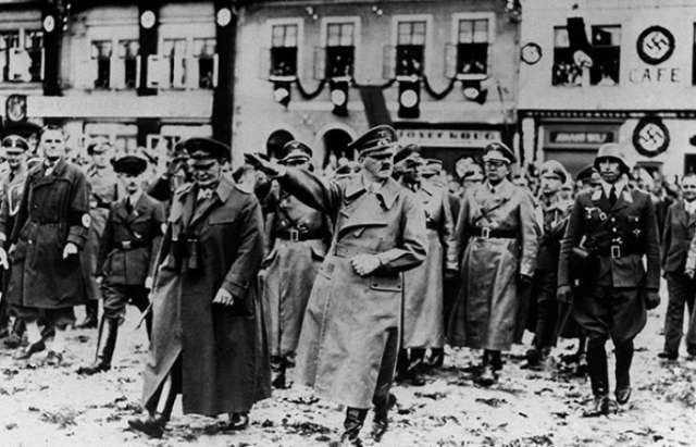 Arrojan luz sobre detalles íntimos del romance que Eva Braun y Hitler trataban de ocultar