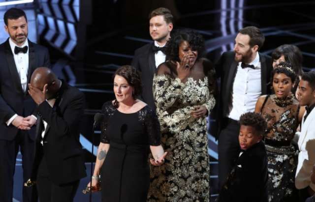 PwC asume la responsabilidad por el error en la entrega del Oscar a Mejor Película