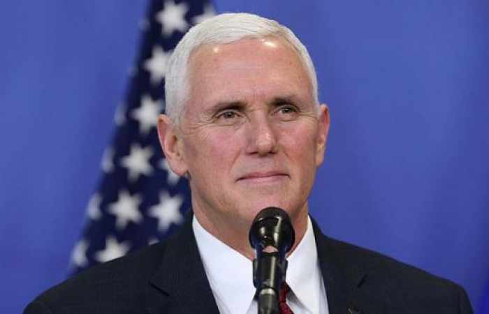 Assange : « les renseignements américains veulent renverser Trump et le remplacer par Pence »