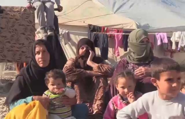 "Rompen las piernas a la gente y cortan cabezas": Refugiados cuentan el terror de Mosul