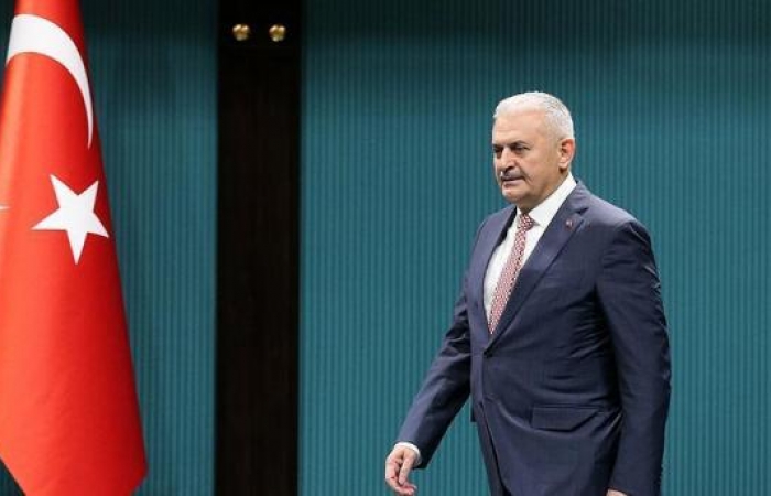 El primer ministro turco emprende hoy una visita oficial al país vecino