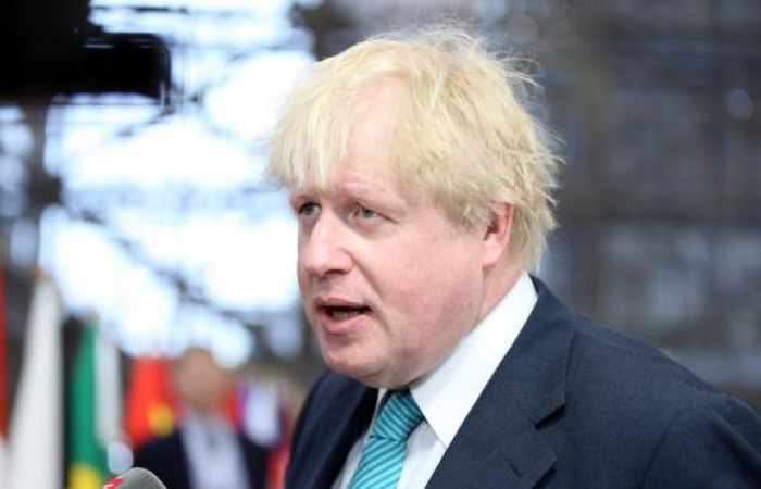 El Ministro de Exteriores británico, Boris Johnson, convoca a Rusia para dejar de apoyar a Asad