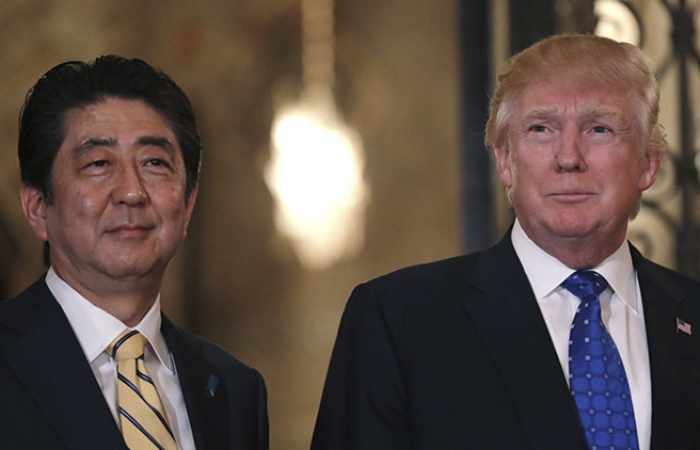 Abe y Trump acuerdan cooperar para impedir "peligrosas acciones provocativas" de Pionyang