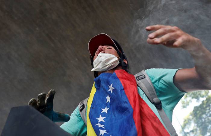 ¿Qué persiguen los grupos armados en Venezuela?