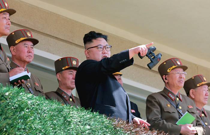 "Diplomacia con rehenes": Kim Jong-un detiene a estadounidenses para usarlos como escudos humanos