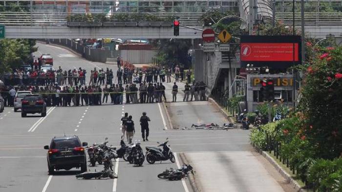 Drei Polizisten bei mutmaßlichem Selbstmordanschlag in Jakarta getötet