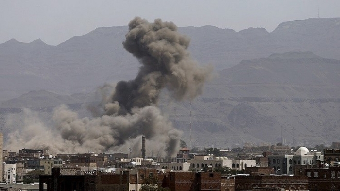 اليمن: 13 قتيلا في انفجار عبوة ناسفة