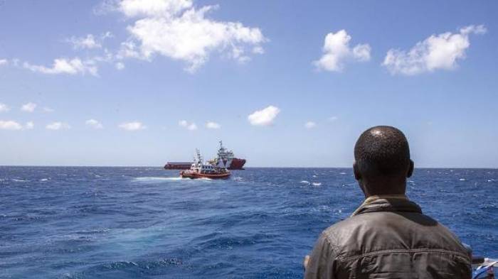 La UE suspende la exportación de botes inflables a Libia para detener el flujo migratorio