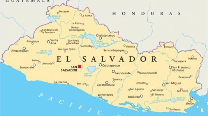 Ejército de EEUU hace donación de 9.975 dólares a El Salvador para equipar escuela