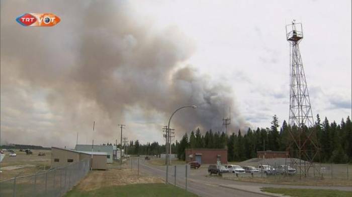 14 000 Menschen fliehen vor Waldbränden in Kanada
