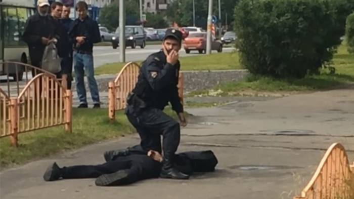 Attaque au couteau dans la ville russe de Sourgout : 8 blessés, l'assaillant abattu par la police