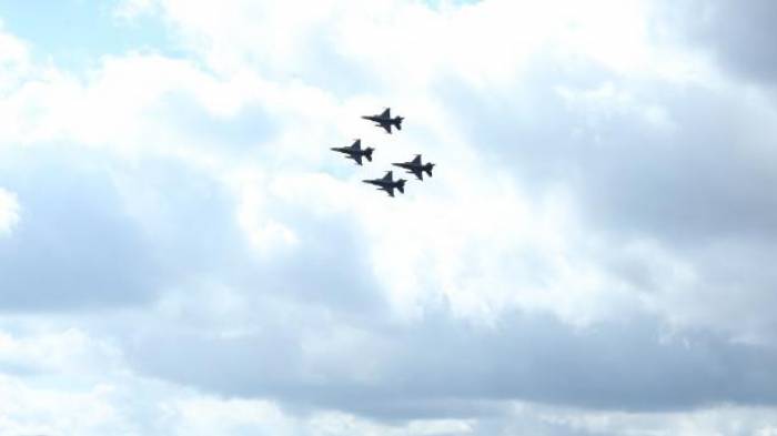 Deslumbra en Bélgica Solo Türk, el equipo de espectáculo de F16 de las FAS turcas