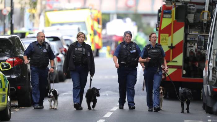 Nach Anschlag in London: Polizei macht "Jagd" auf Verdächtige