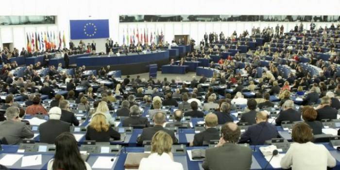UE impone hoy sanciones a Venezuela y países firman cooperar más en Defensa