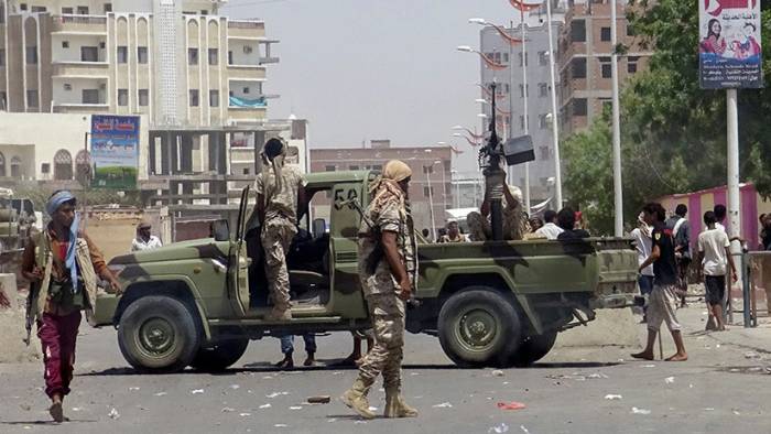 Un coche bomba deja al menos 4 muertos en Yemen