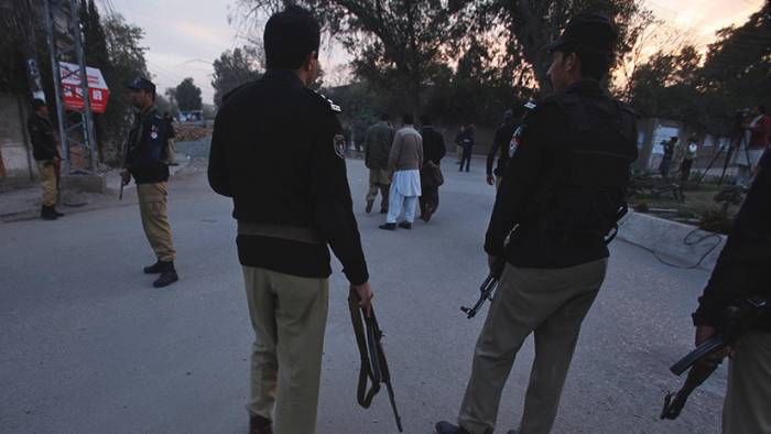 Pakistán: Hombres armados abren el fuego en la Universidad de Peshawar
