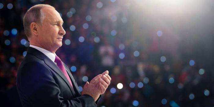 Vladimir Poutine annonce être candidat au scrutin présidentiel de mars 2018