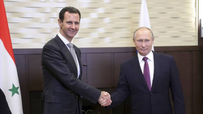 Poutine rencontre Bachar el-Assad lors d'une visite surprise en Syrie
