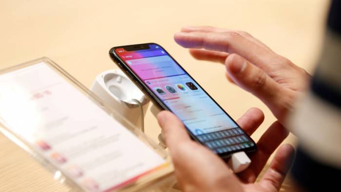 Propietarios del iPhone X descubren otro fallo de ese teléfono inteligente
