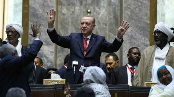 Staatspräsident Erdogan erhält Ehrendoktorwürde