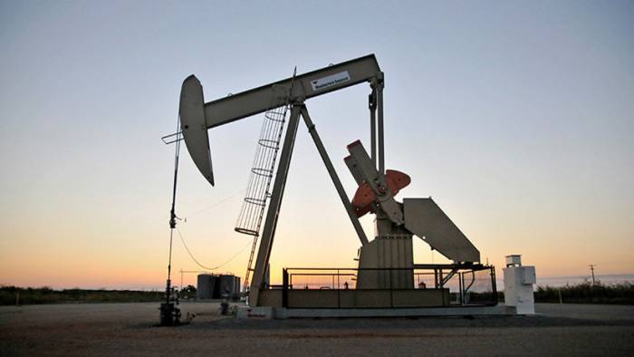 El petróleo crece en precio