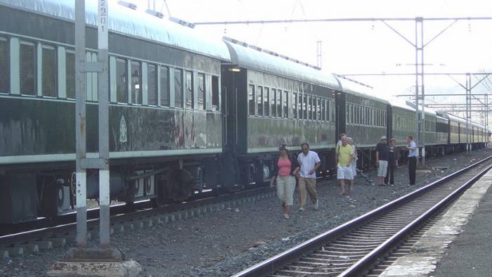 Un choque de dos trenes en Sudáfrica deja al menos 200 heridos