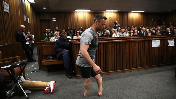 Pistorius muss ohne Prothesen laufen