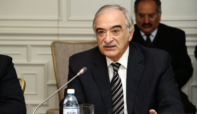 Polad Bülbüloğlu Rusiyada təltif edildi 