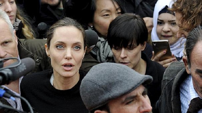 UN special envoy Angelina Jolie receives riotous welcome in Greece - VIDEO